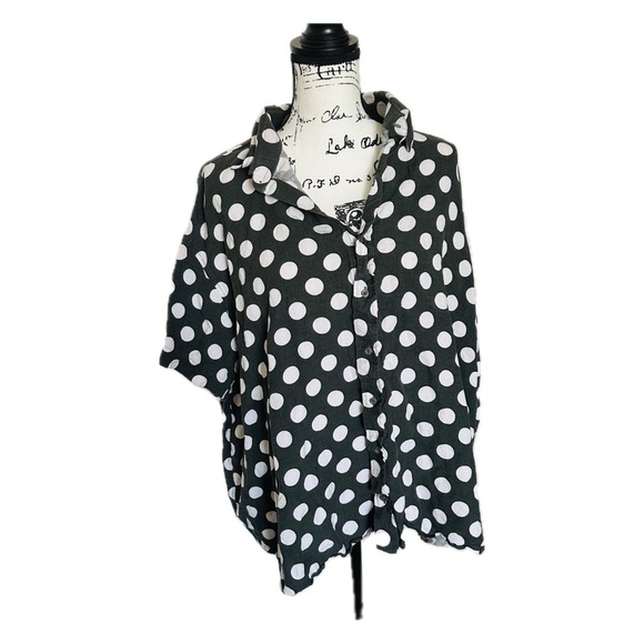 emporium armani Other - Polka Dot Linen Button-Up Shirt